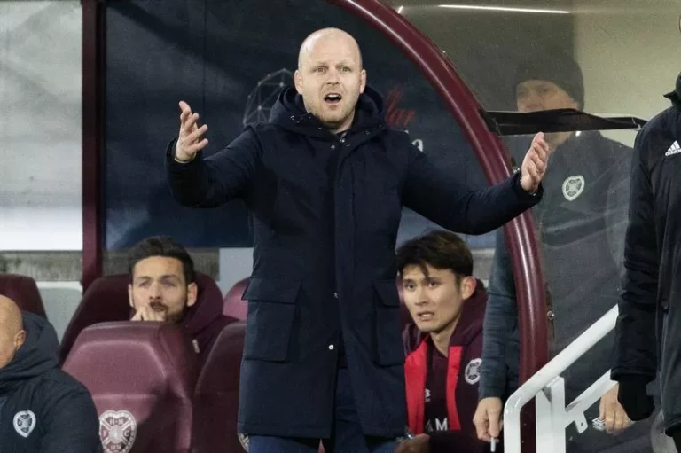0_Steven-Naismith (1)