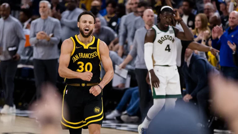 Stephen-Curry-USATSI_22143537
