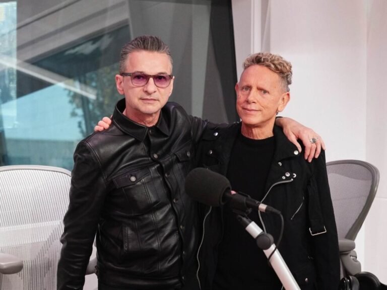 Depeche-Mode@2000x1500